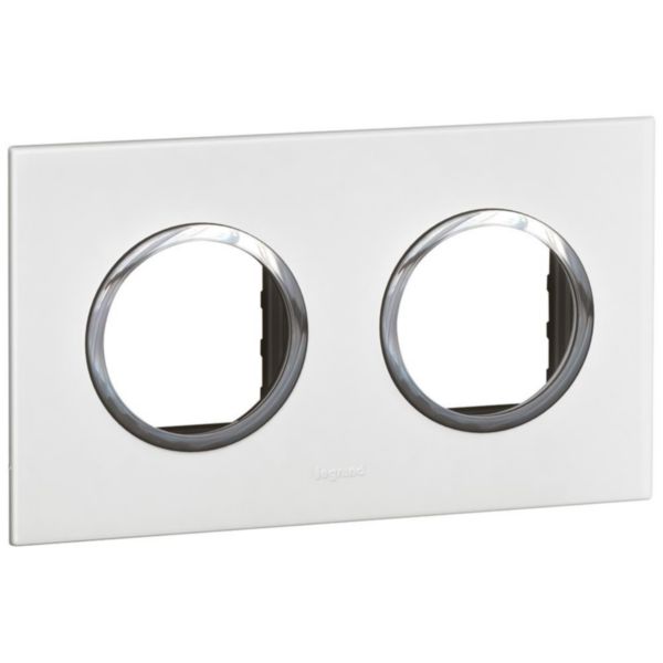 Arteor - Placa 2x2 modulos redondos - Branco - Plástico termoplástico - Instalação à face