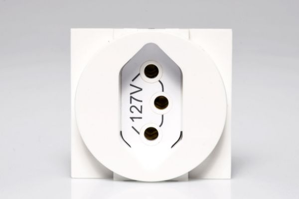Pc 2P+T 10A 250V 2M B