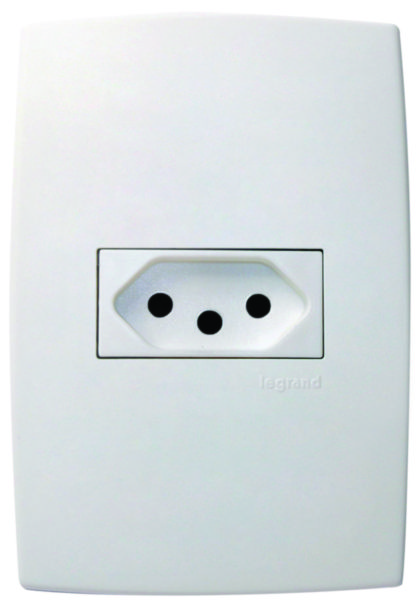 Tomada 2P+T 20A com Placa Horizontal