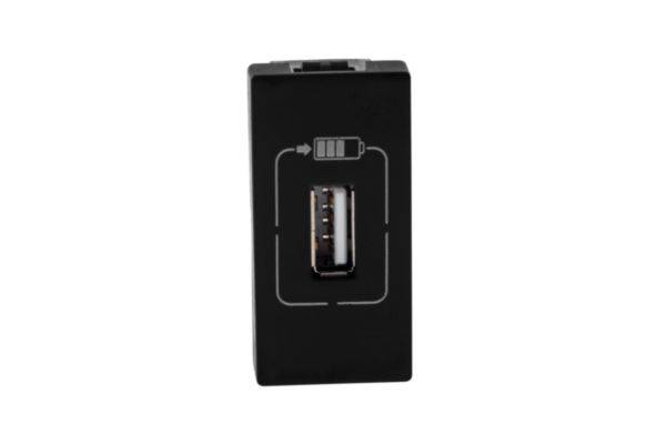 Carregador 1X USB 1500Ma 1M Preta - Pial Plus+