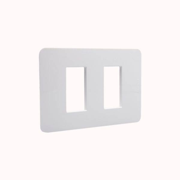 Matixgo - Placa 2 postos separados 4x2 branca - Termoplástico halogen free - Acabamento brilhante - Resistência IK04