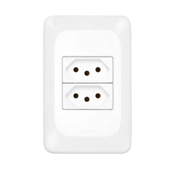 2 X 2P+E 10A 4X2 With Plate And Frame