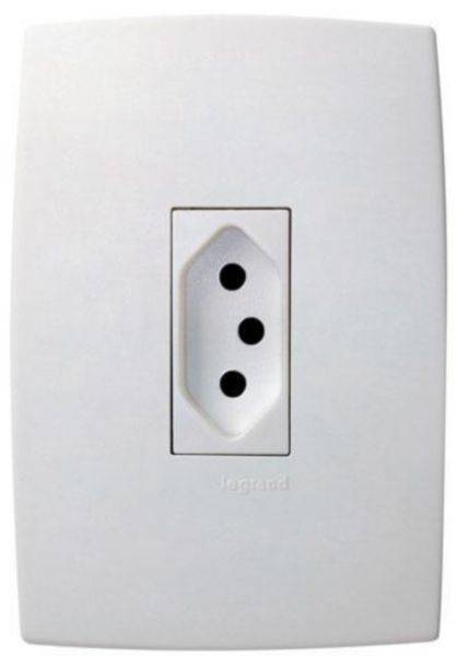 Tomada 2P+T 20A com Placa Vertical