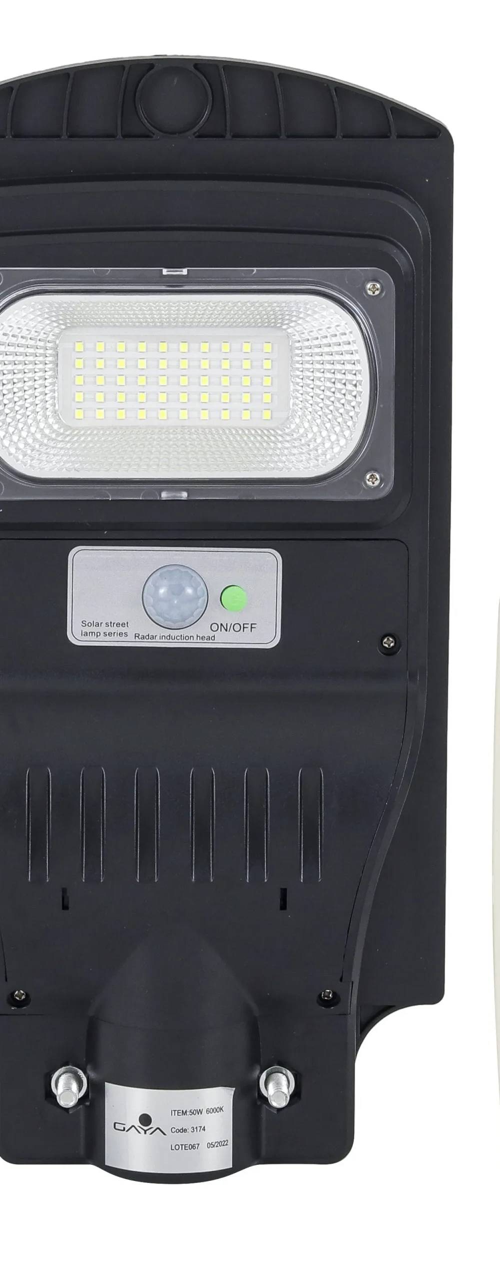LUMINÁRIA SOLAR PARA POSTE COM CONTROLE REMOTO