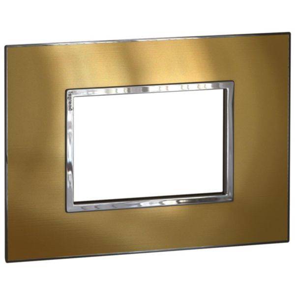 Arteor - Placa 3 postos quadrada - Latão dourado - Metal escovado - Instalação à face
